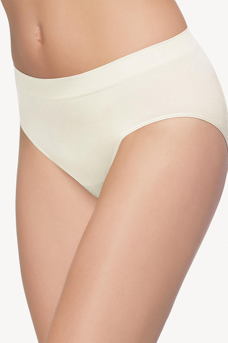 Wacoal B-Smooth® Seamless Brief - Ivory - source image 62165