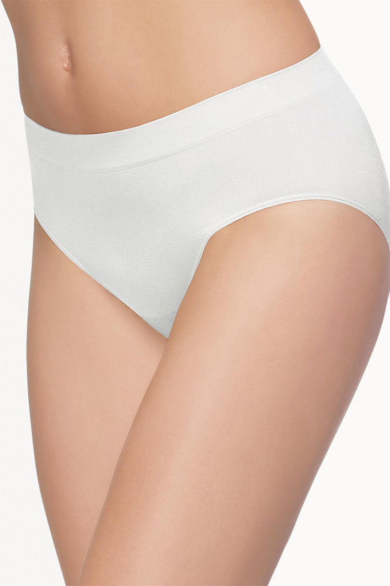 Wacoal B-Smooth® Seamless Brief - White - source image 62171